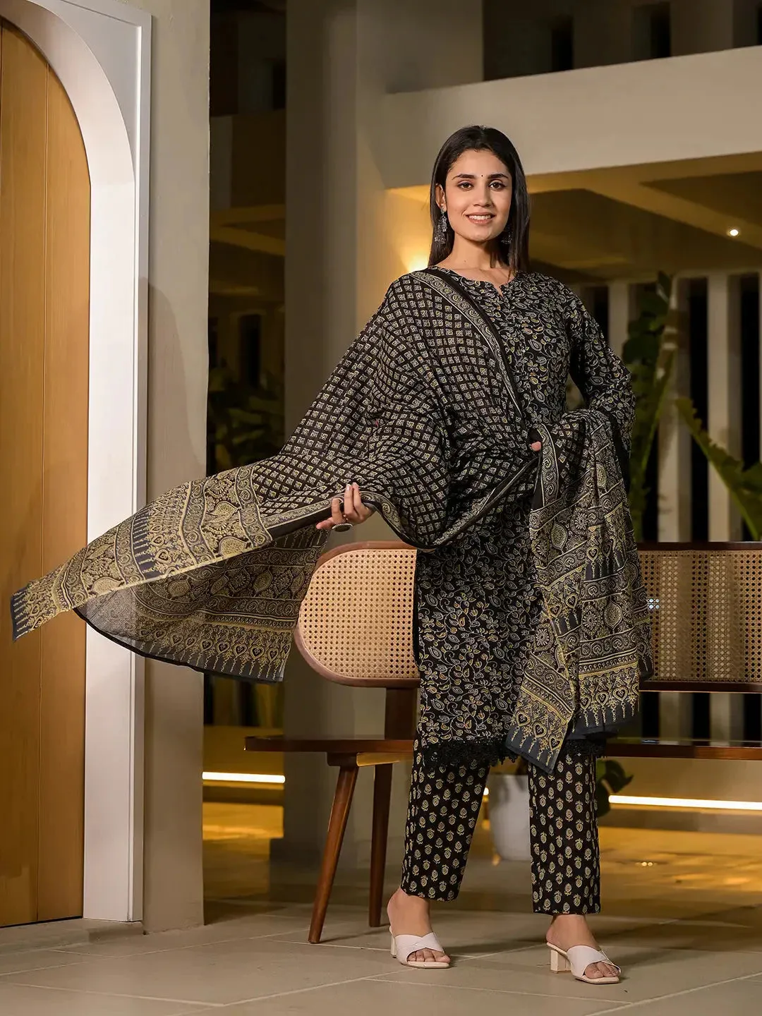 Black Floral Print Piping On Yoke Pakistani Style Kurta With Trousers And Dupatta Set