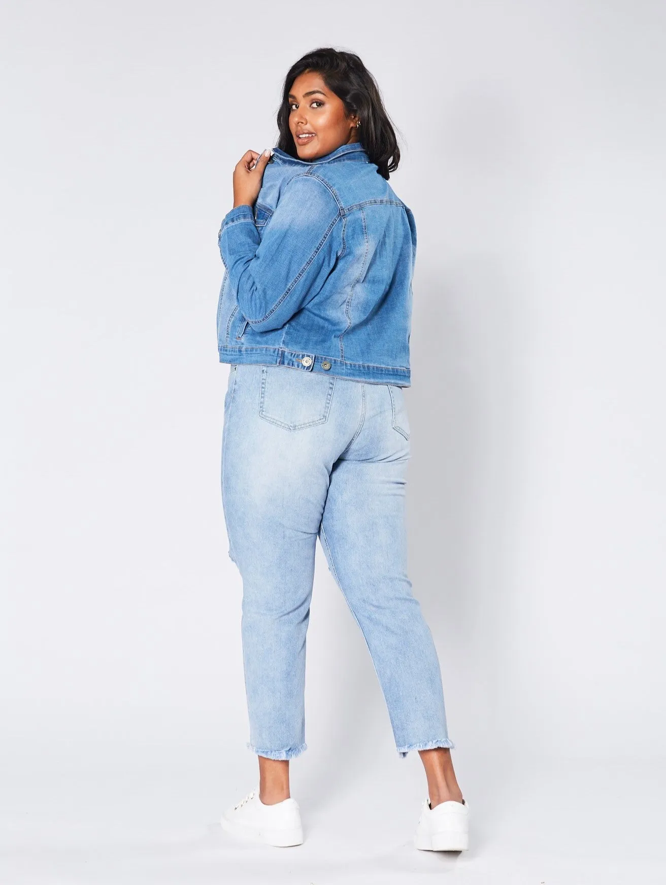 Boyfriend Distressed Jeans - Blue Wash