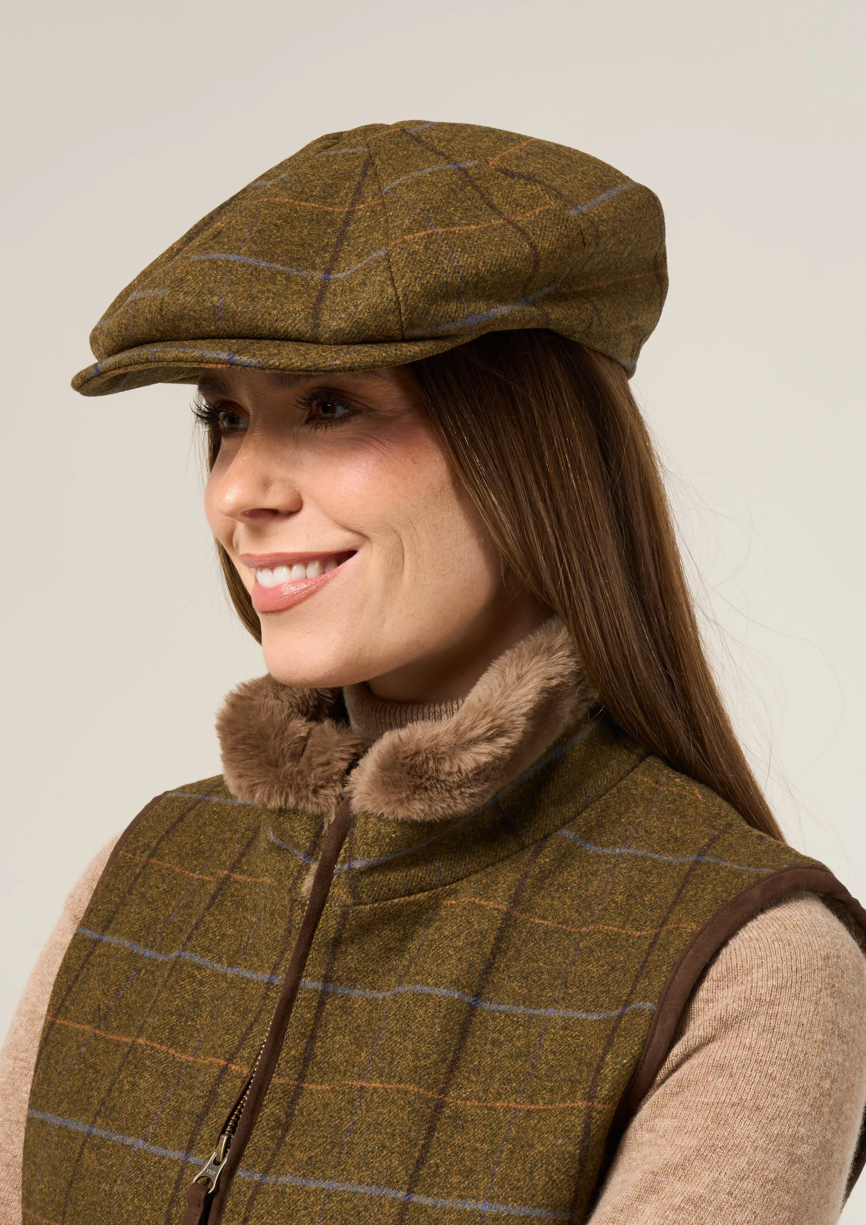 Combrook Ladies Tweed Country Cap In Hazel