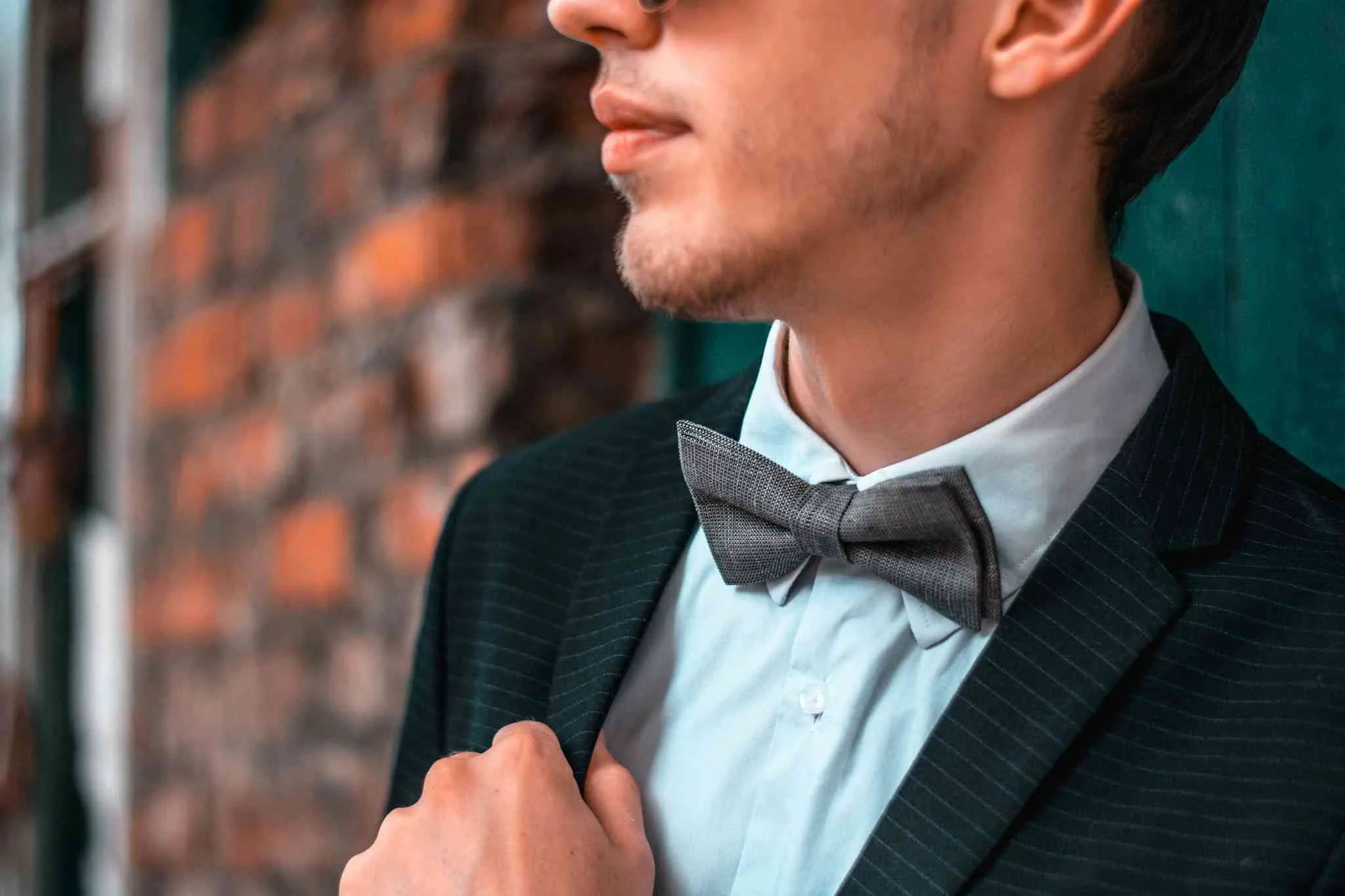 Complete Your Groomsmen's Look with Our Sophisticated Plum Bow Tie - Ideal for Fall Weddings