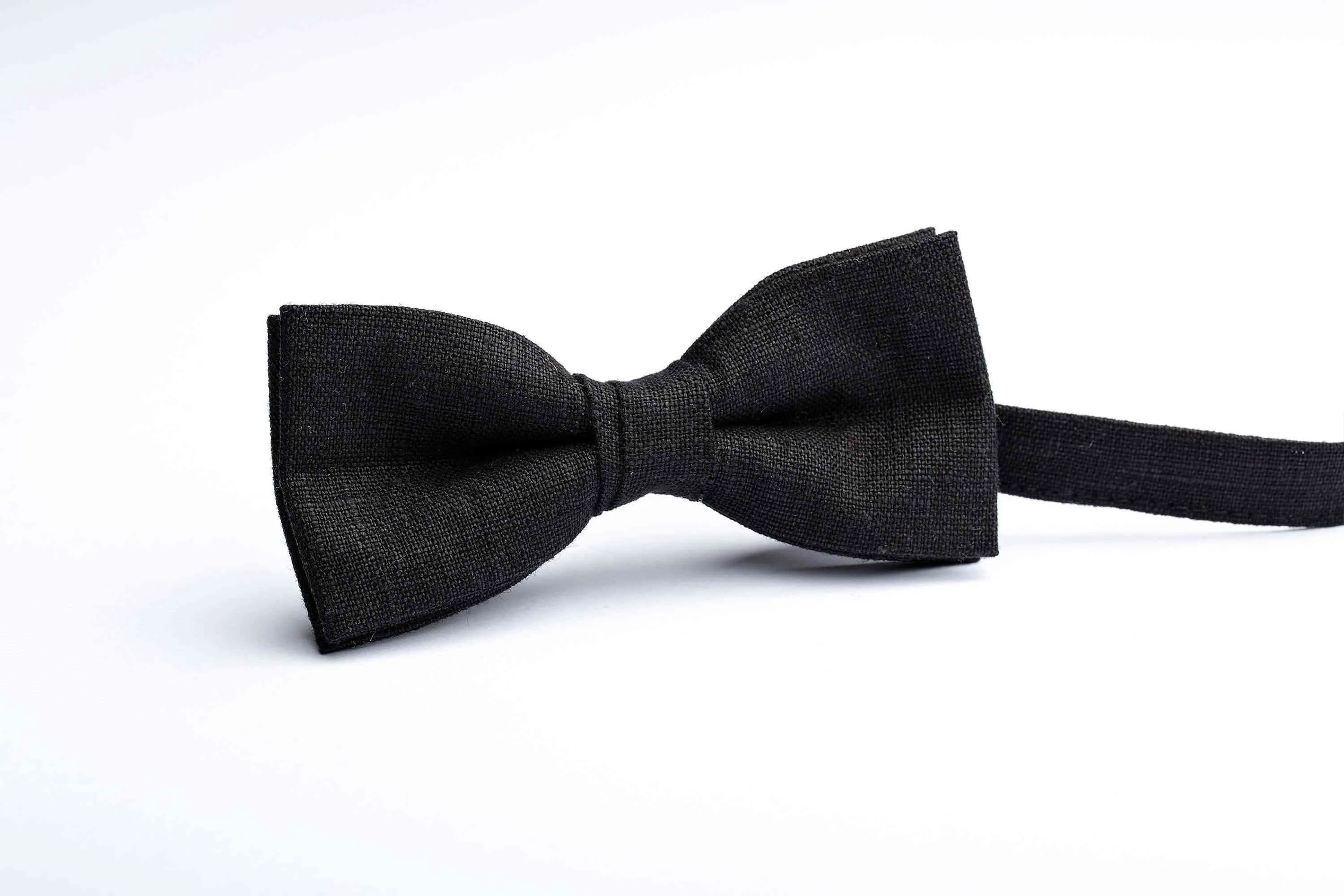 Handcrafted Black Linen Bow Tie for Men - Timeless and Versatile Style Accessory