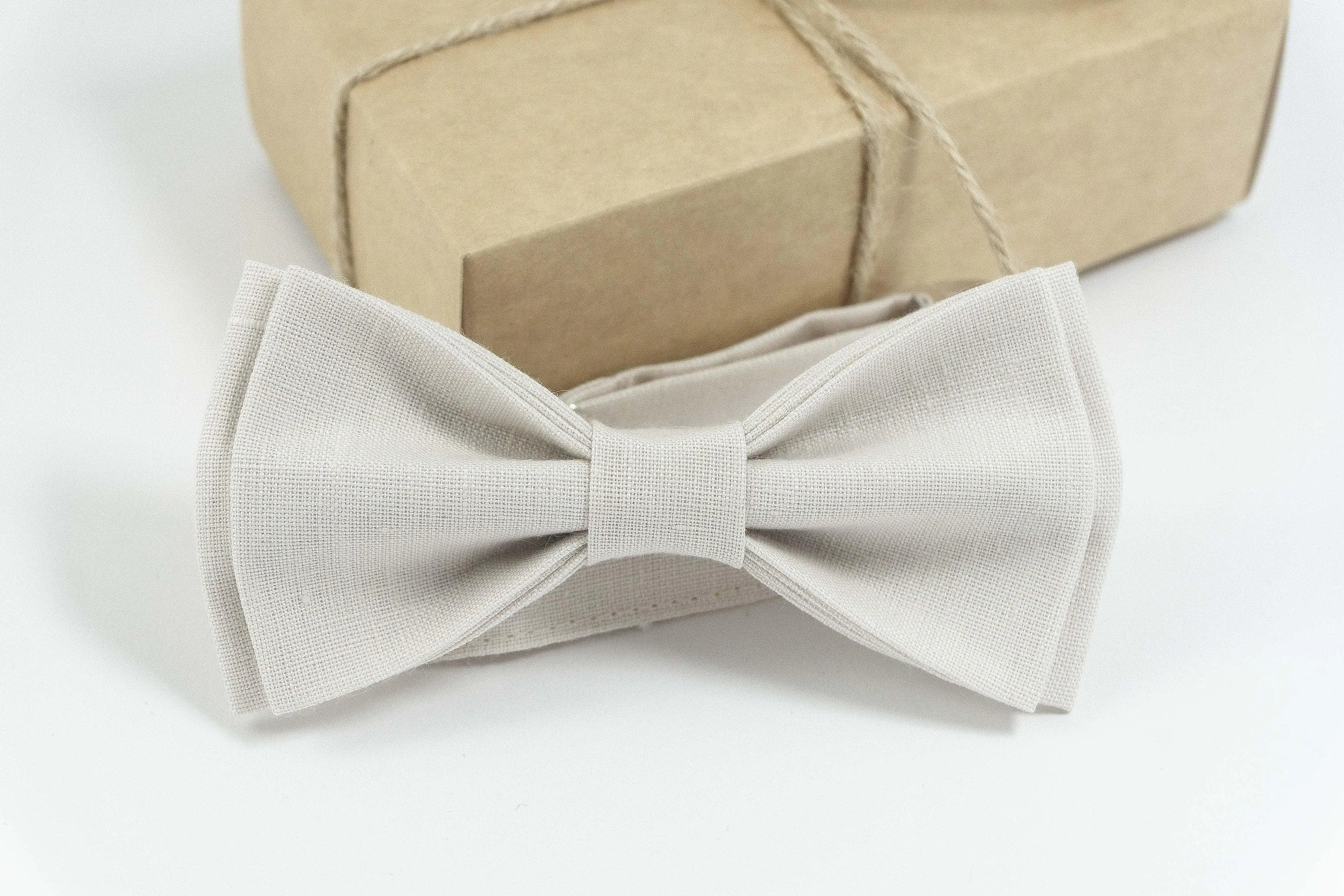 Ivory bow tie - groomsmen linen bow tie for wedding