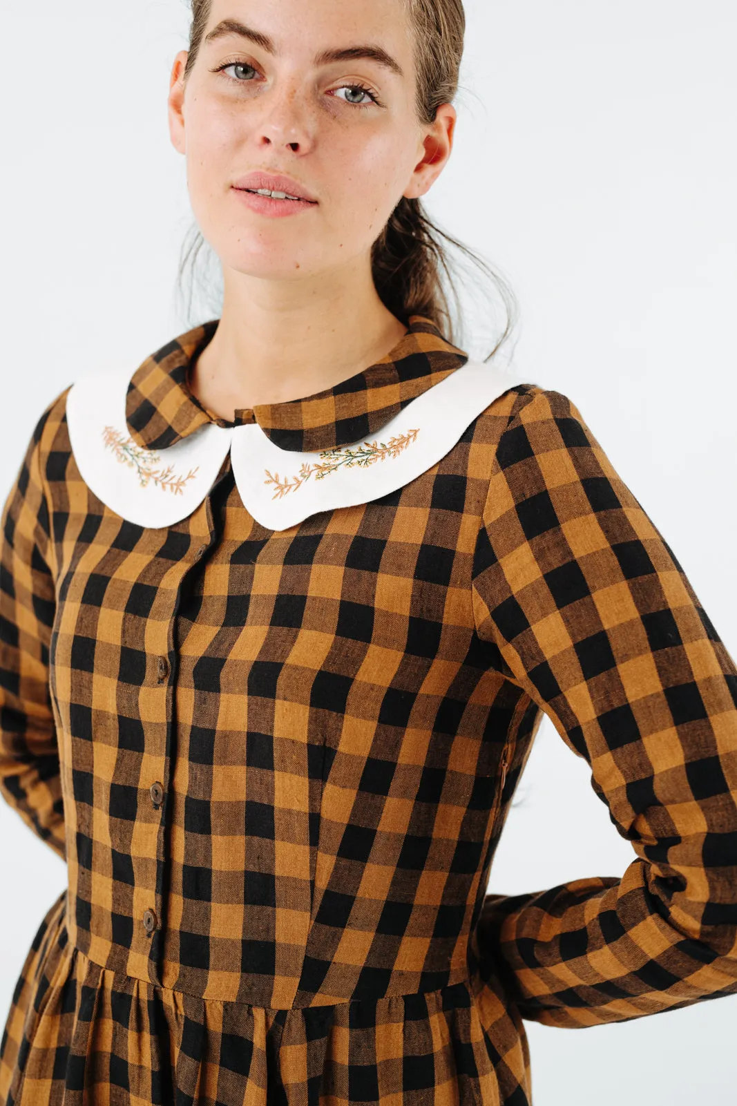 Peter Pan Collar, Embroidery