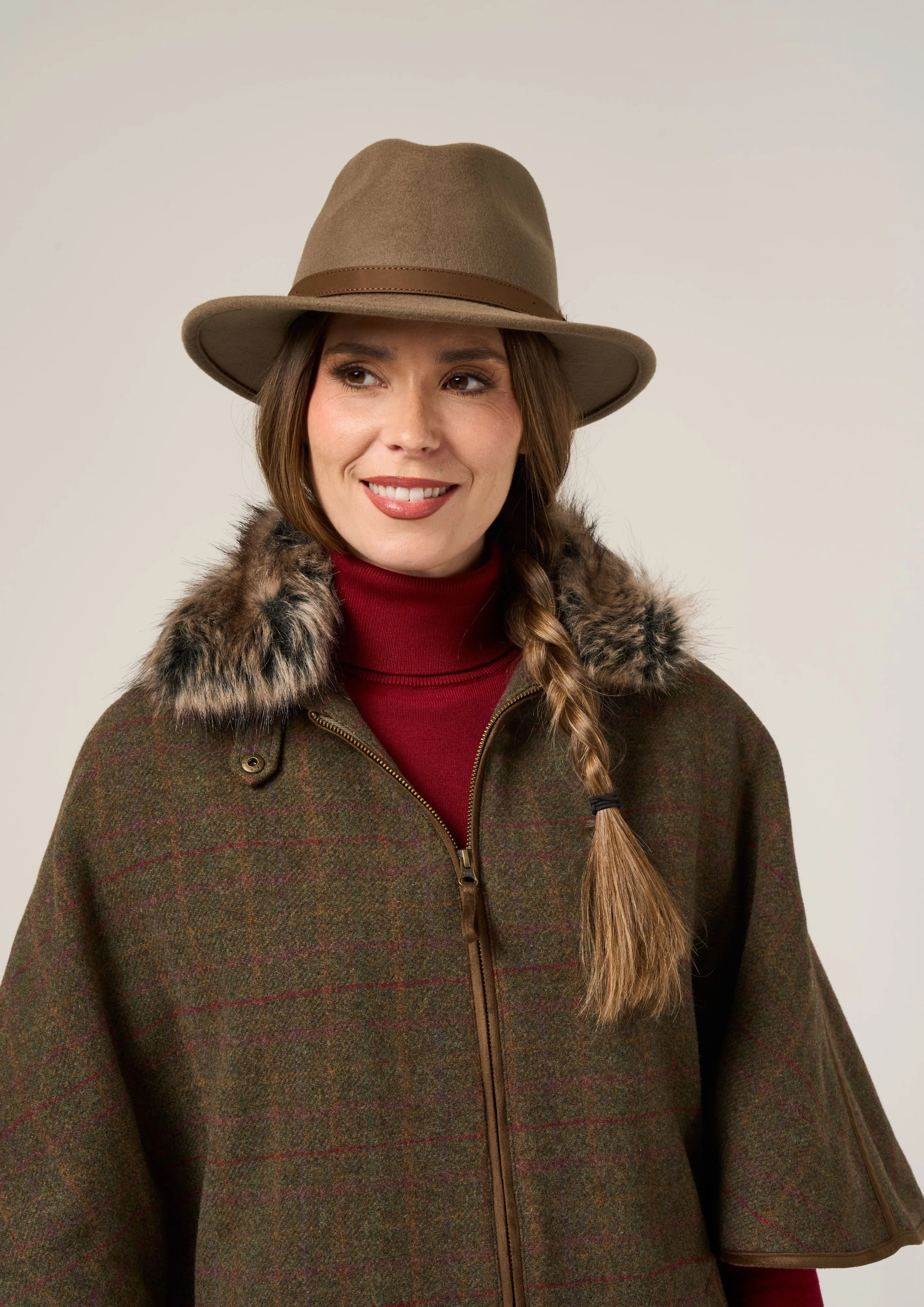 Surrey Ladies Tweed Cape In Hemlock