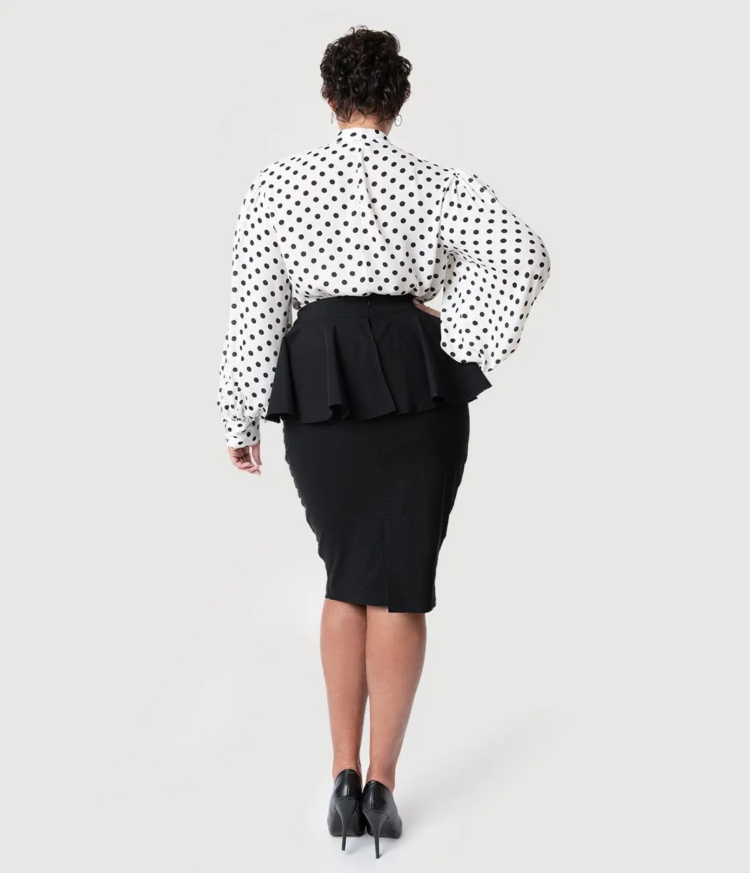 Unique Vintage Plus Size 1940s Black Stretch Peplum Boulevard Pencil Skirt