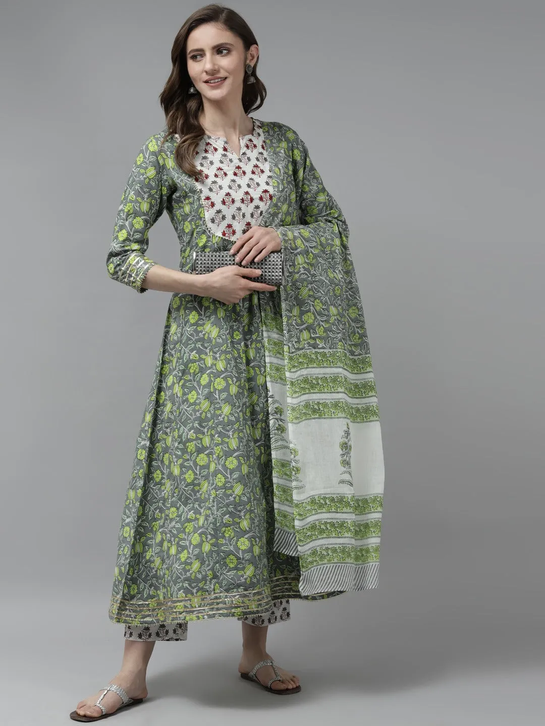 Women Grey And Green Cotton Kurta Set With Dupatta