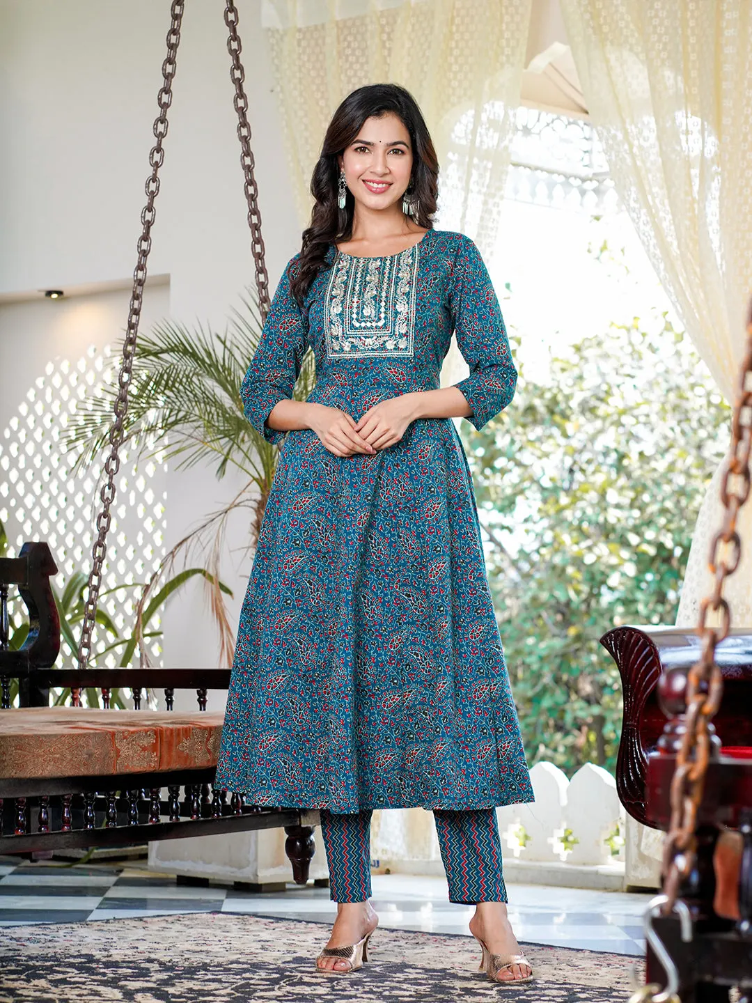 Women Teal Blue Pure Cotton Kurta Set With Dupatta